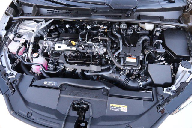 Used 2025 Toyota Prius LE AWD/4WD image 27