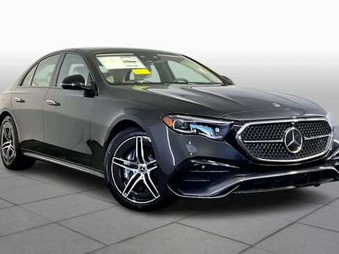 New 2026 Mercedes-Benz E 450 4MATIC Sedan image 19