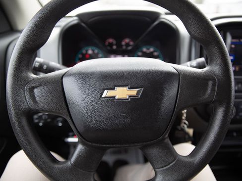 Certified 2022 Chevrolet Colorado W/T image 12