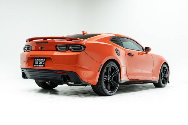 Used 2019 Chevrolet Camaro SS RWD image 12
