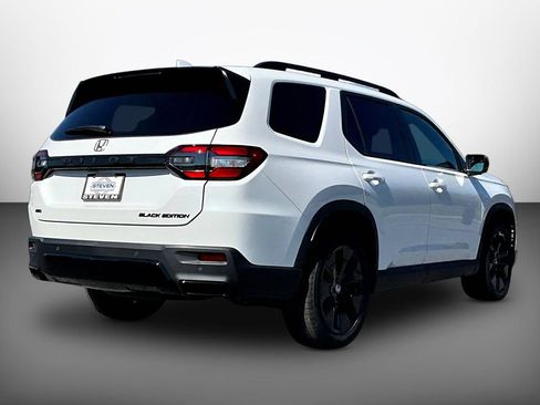 New 2026 Honda Pilot Black Edition image 6