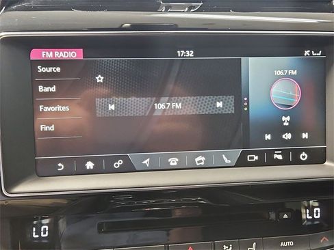 Used 2020 Jaguar F-PACE R-Sport image 39