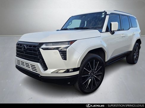 Used 2024 Lexus GX 550 w/ Accessory Package (Z1) image 5