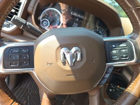 Used 2019 RAM 2500 Laramie AWD/4WD image 21