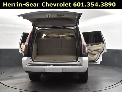 Used 2020 GMC Yukon Denali w/ Denali Ultimate Package image 45