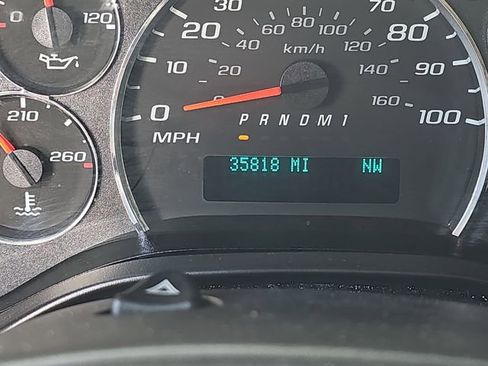 Used 2023 Chevrolet Express 3500 LT w/ LT Preferred Equipment Group image 16