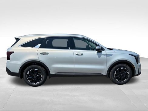 New 2026 Kia Sorento S FWD image 6