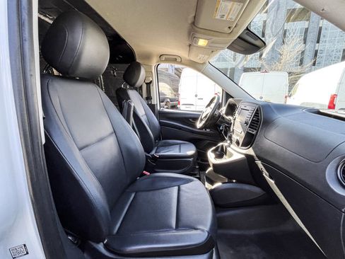 Used 2018 Mercedes-Benz Metris image 21
