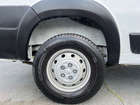 Used 2019 RAM ProMaster 1500 w/ Interior Convenience Group image 12