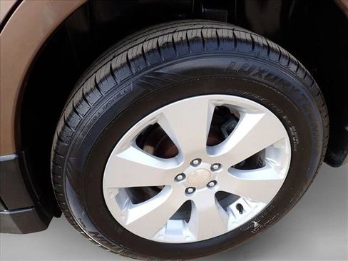 Used 2012 Subaru Outback 2.5i Premium image 7