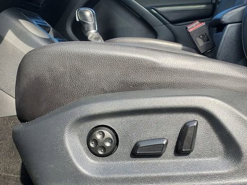 Used 2017 Volkswagen Tiguan Wolfsburg Edition image 6