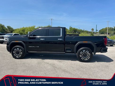 Used 2025 GMC Sierra 2500 Denali Ultimate w/ Max Trailering Package AWD/4WD image 8