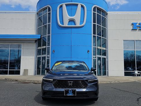Used 2024 Honda Accord LX image 2
