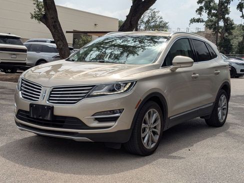 Used 2017 Lincoln MKC Select w/ Select Plus Package FWD image 7