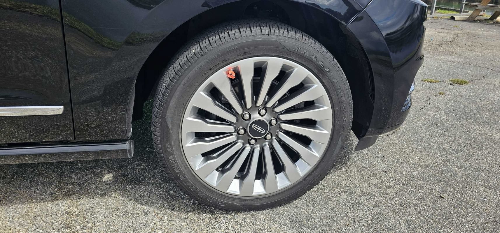 Used 2019 Lincoln Navigator Reserve AWD/4WD image 9