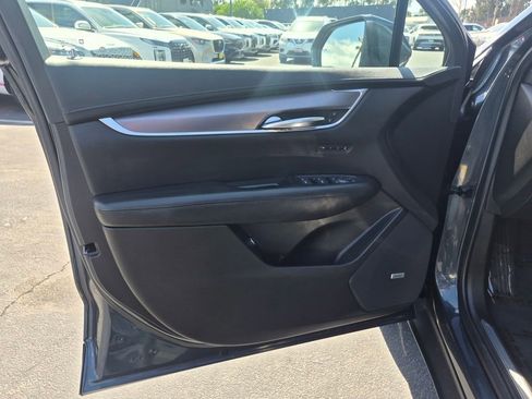 Used 2019 Cadillac XT5 Luxury FWD image 11