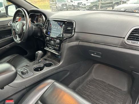 Used 2019 Jeep Grand Cherokee Limited X image 9