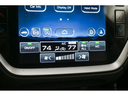 Used 2024 Subaru Crosstrek 2.0i Premium AWD/4WD image 40