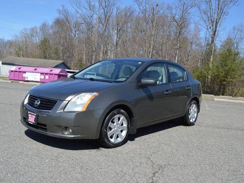Used 2008 Nissan Sentra 2.0 S w/ Convenience Plus Pkg FWD image 2