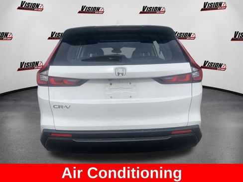 Used 2023 Honda CR-V LX image 4