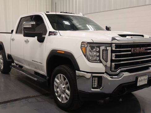 Used 2020 GMC Sierra 2500 SLT image 2