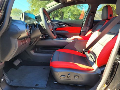 New 2026 Chevrolet Equinox EV RS image 21