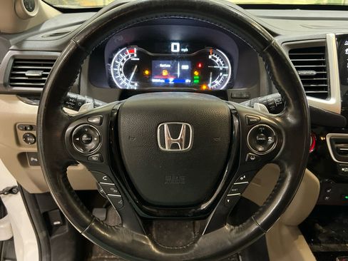 Used 2018 Honda Pilot Elite image 19