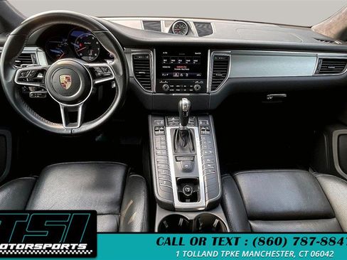 Used 2017 Porsche Macan Turbo AWD/4WD image 16