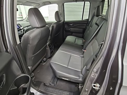 Used 2019 Honda Ridgeline RTL-E image 32
