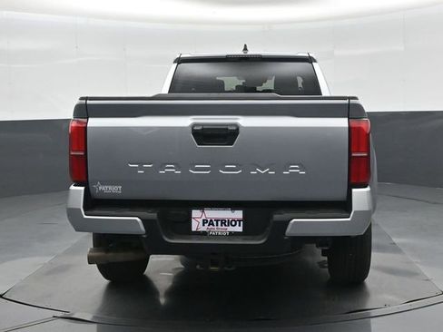 Used 2024 Toyota Tacoma TRD Sport image 5