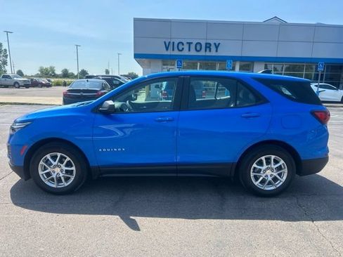 Used 2024 Chevrolet Equinox LS FWD image 8