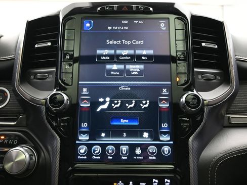Used 2020 RAM 1500 Limited w/ Black Appearance Package AWD/4WD image 29