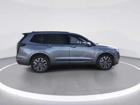 Used 2024 Cadillac XT6 Sport AWD/4WD image 9
