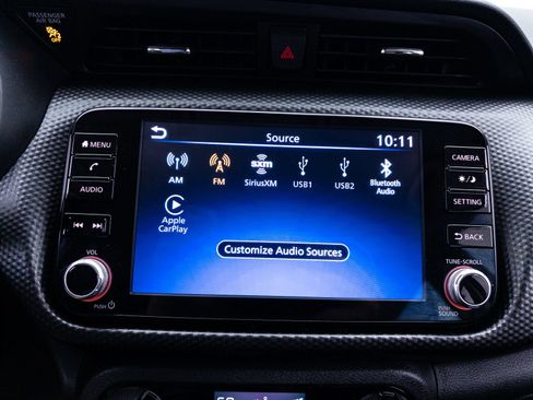 Used 2021 Nissan Kicks SV FWD image 7