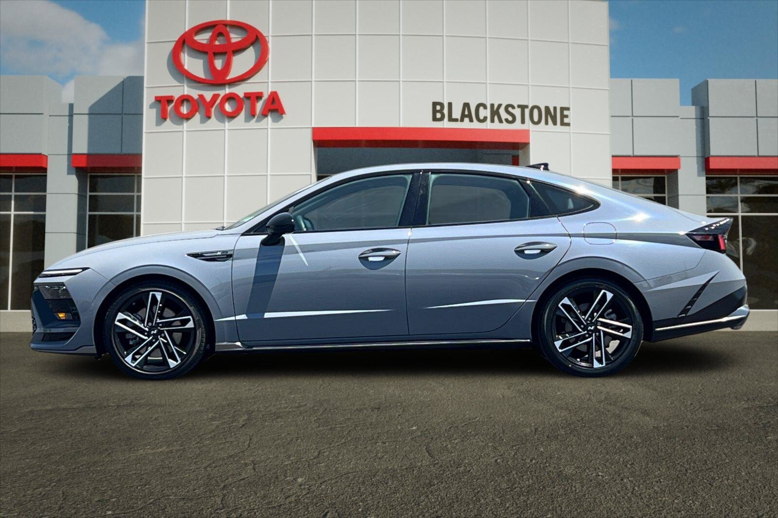 Used 2025 Hyundai Sonata N Line FWD image 6