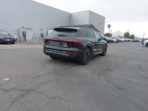 Used 2024 Audi Q8 e-tron Premium w/ Prestige Package AWD/4WD image 3