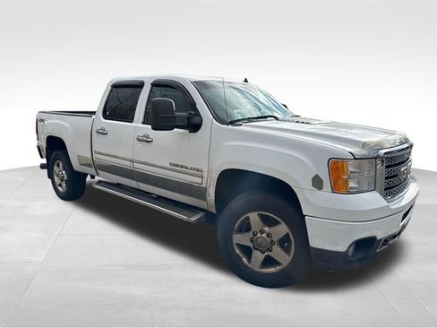 Used 2012 GMC Sierra 2500 Denali image 1