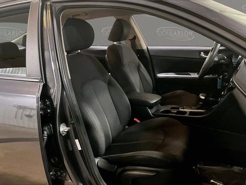Used 2018 Kia Optima LX FWD image 15