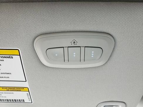 Used 2023 Jeep Cherokee Altitude Lux AWD/4WD image 25