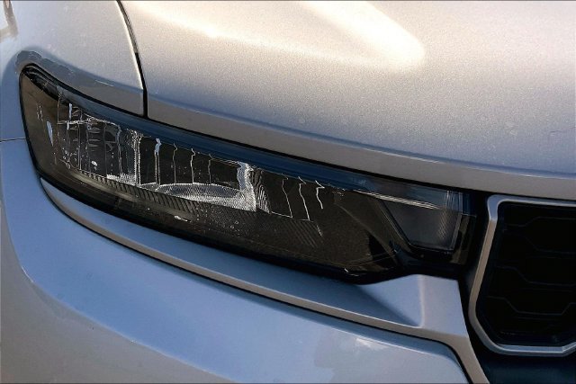 New 2026 Jeep Grand Cherokee Limited AWD/4WD image 34