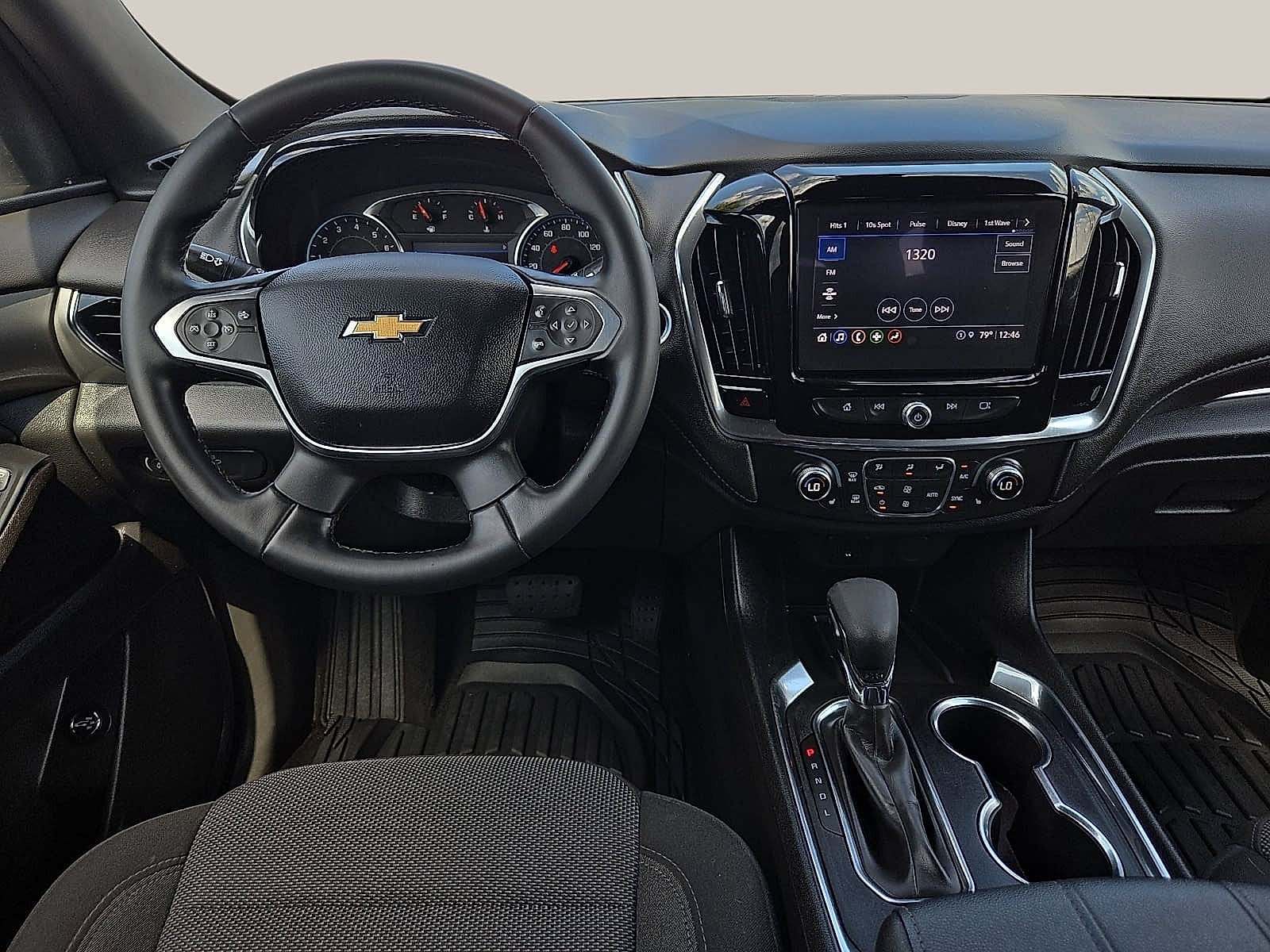 Used 2023 Chevrolet Traverse LT AWD/4WD image 11