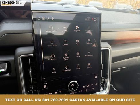 Used 2025 GMC Yukon Denali image 30