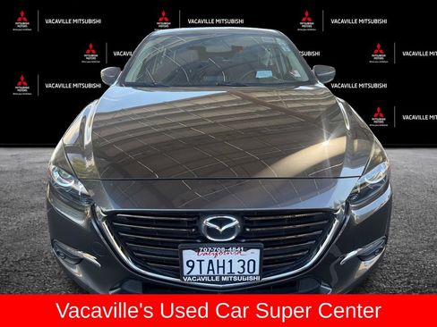 Used 2017 MAZDA MAZDA3 Grand Touring FWD image 8