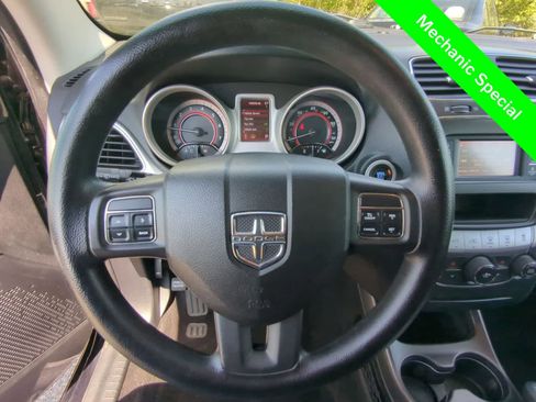 Used 2011 Dodge Journey Mainstreet FWD image 21
