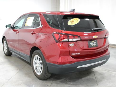 Used 2023 Chevrolet Equinox LT image 7