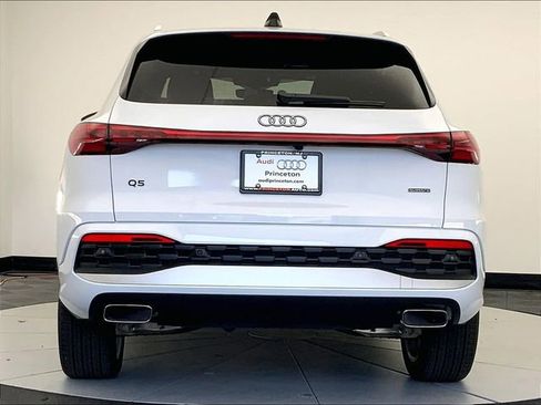 New 2025 Audi Q5 Premium Plus image 14