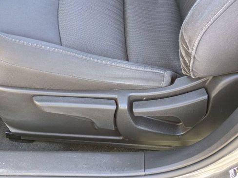 Used 2023 Nissan Altima 2.5 S FWD image 12