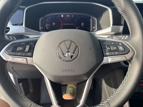 New 2025 Volkswagen Taos SEL image 18