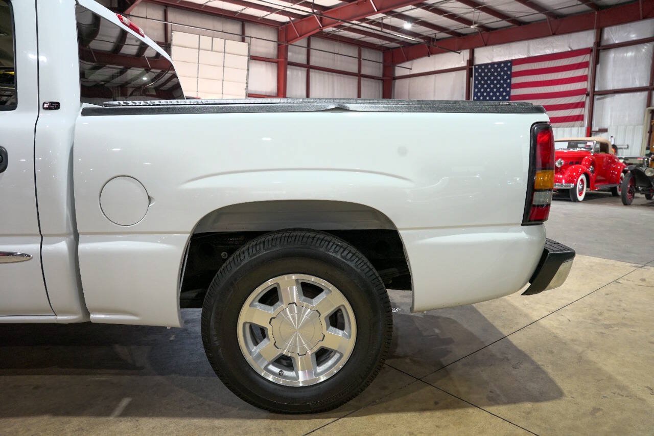 Used 2005 GMC Sierra 1500 SLT w/ Light Duty Power Package RWD image 5