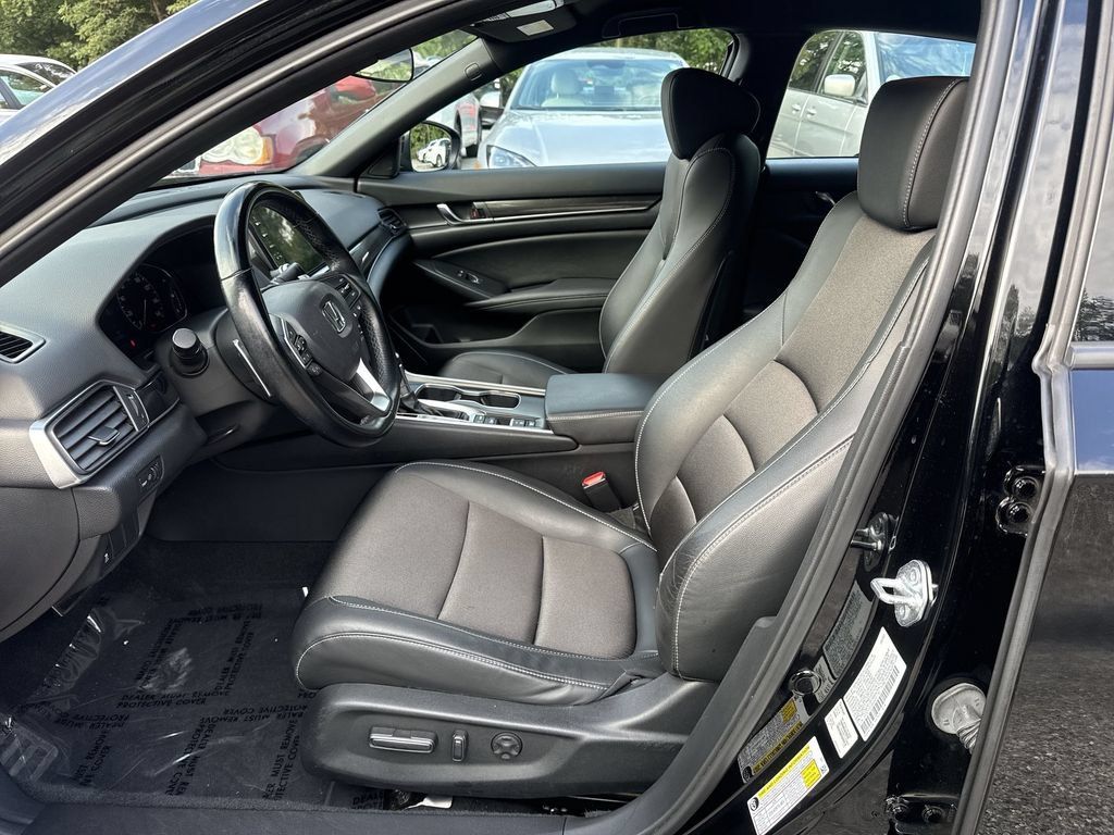 Used 2022 Honda Accord Sport image 13